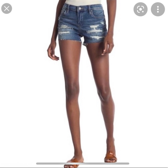 Blank Nyc Distressed Denim Shorts Size 